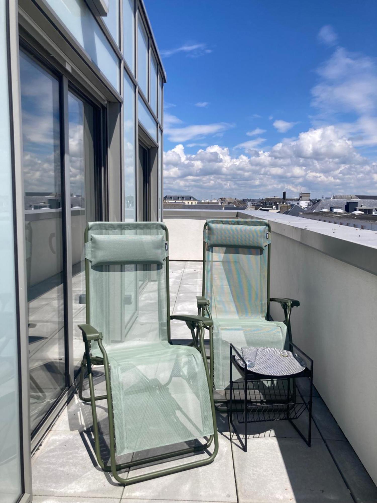 Rooftop Terrasse Vue Phare Et Appartement